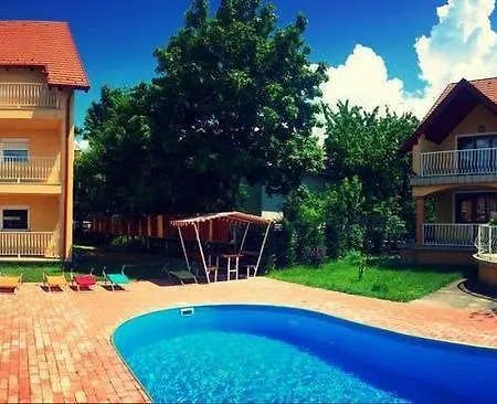 Panzió Andreaapartmanok 3*