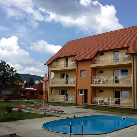 Oda ve Kahvaltı Andreaapartmanok 3*