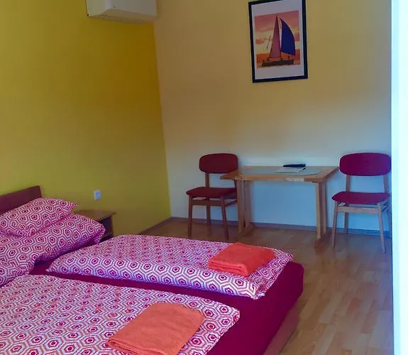 Andreaapartmanok Bed & Breakfast